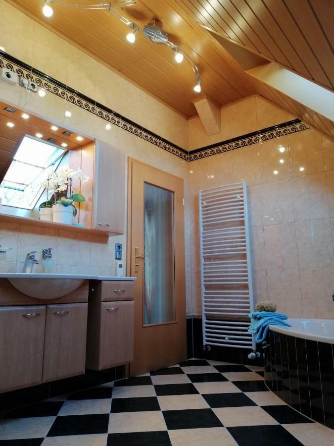 Ferienwohnung Wilhelm Springstille Bagian luar foto